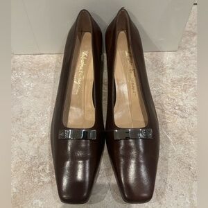 Vintage Salvatore Ferragamo Women's Brown Leather Heels